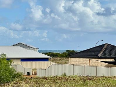 16 Poseidon Way, Glenfield WA 6532