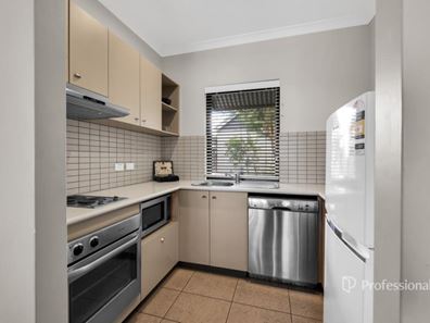 4/1 Museum Place, Geraldton WA 6530
