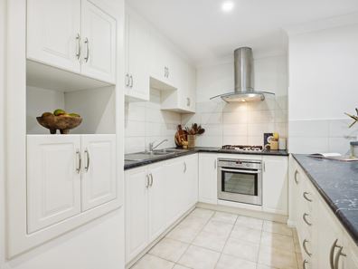 1/11 Murray Road, Palmyra WA 6157