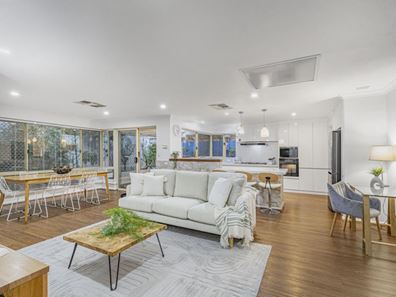 25 Unwin Avenue, Wembley Downs WA 6019