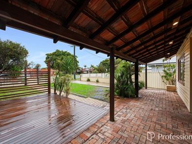 17 Oswell Street, Cloverdale WA 6105