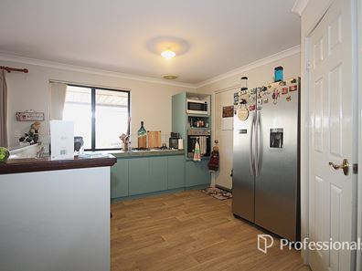 52 Chapple Drive, Australind WA 6233