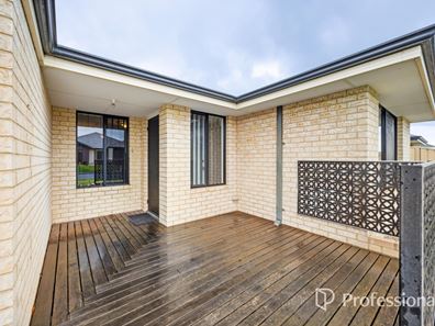 15 Edenhope Road, Australind WA 6233