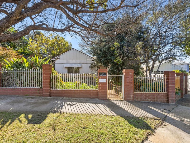 1A Second Avenue, Claremont