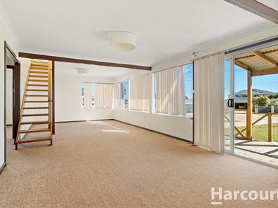 25 Leander Street, Falcon WA 6210