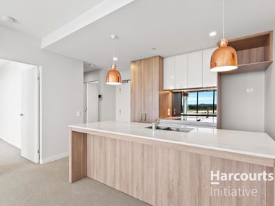 603/6 Baumea Way, Innaloo WA 6018