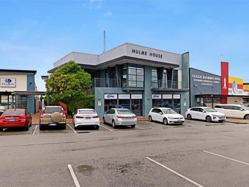 4/32 Hulme Court, Myaree