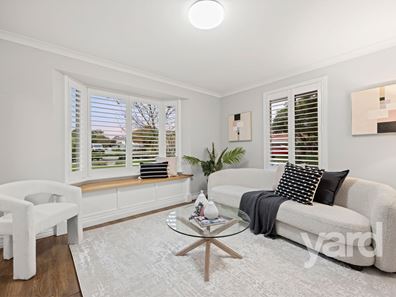 15 Cowan Street, Alfred Cove WA 6154