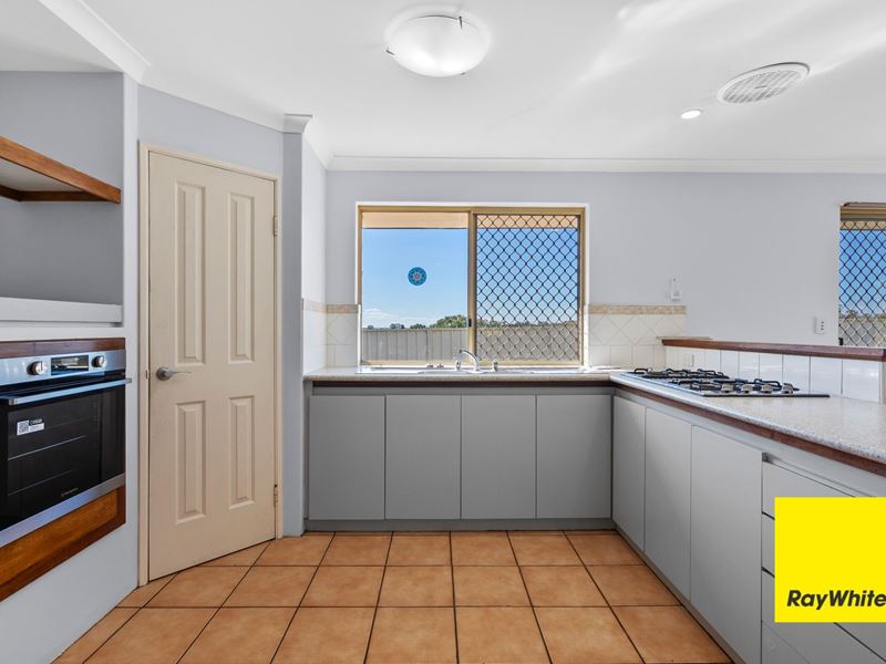 17 Brignell Gardens, Parmelia WA 6167