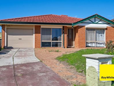 17 Brignell Gardens, Parmelia WA 6167