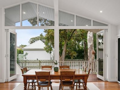 11 Fairlight Street, Mosman Park WA 6012