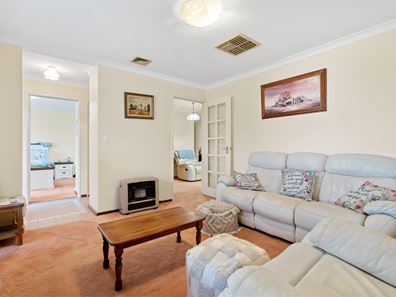 6/20 Kybra  Mews, Rockingham WA 6168
