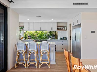 48 Europa Place, Dudley Park WA 6210