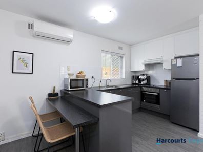 2/39 Scarborough Beach Road, Scarborough WA 6019