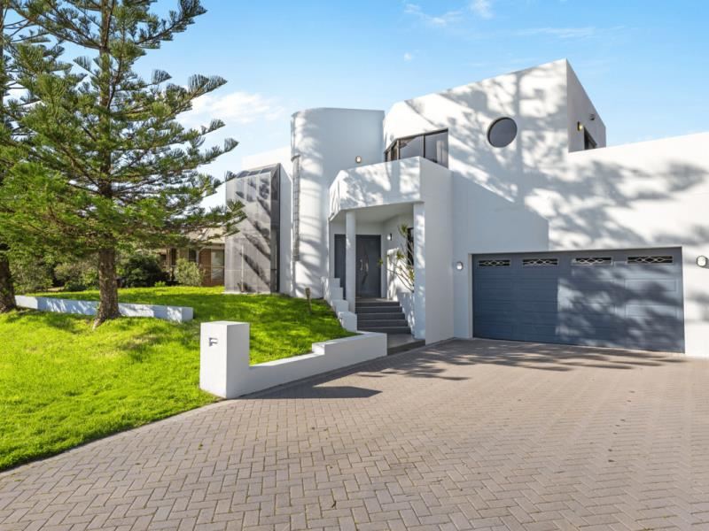 52 New England Drive, Hillarys