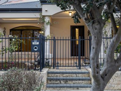 20 Waterfront Parkway, Shoalwater WA 6169