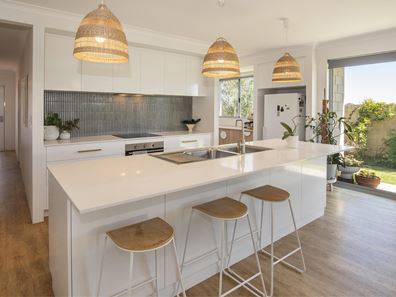 172 Napoleon Promenade, Vasse WA 6280