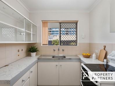 3/12 Hastings Street, Scarborough WA 6019