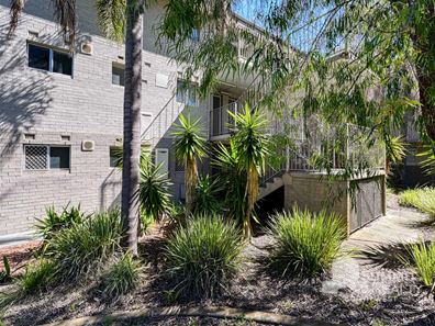 7/1 Stallard Place, Withers WA 6230