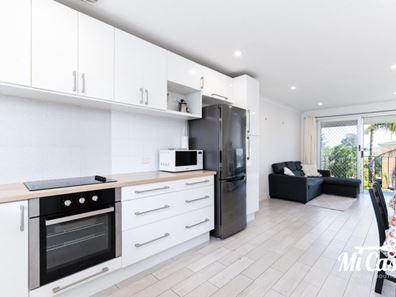 8/28 Carrington Street, Inglewood WA 6052