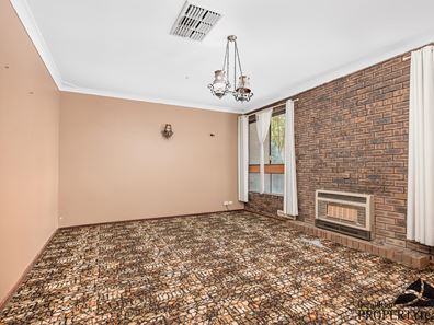 7 Faranda Road, Glenfield WA 6532
