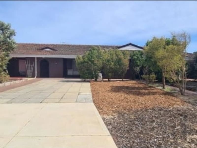 2/9 Durling Place, Kelmscott WA 6111