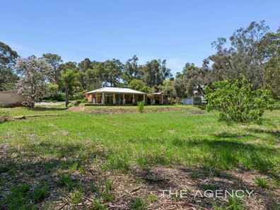 1740 Cook Street, Mount Helena WA 6082