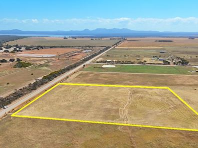 130 Steeredale  Road, Hopetoun WA 6348