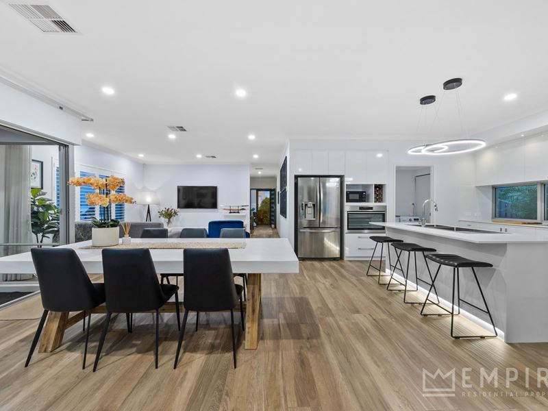 6 Makarska Way, Spearwood WA 6163