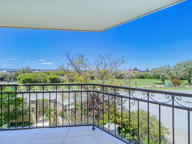 20 Admiralty Road, Canning Vale WA 6155