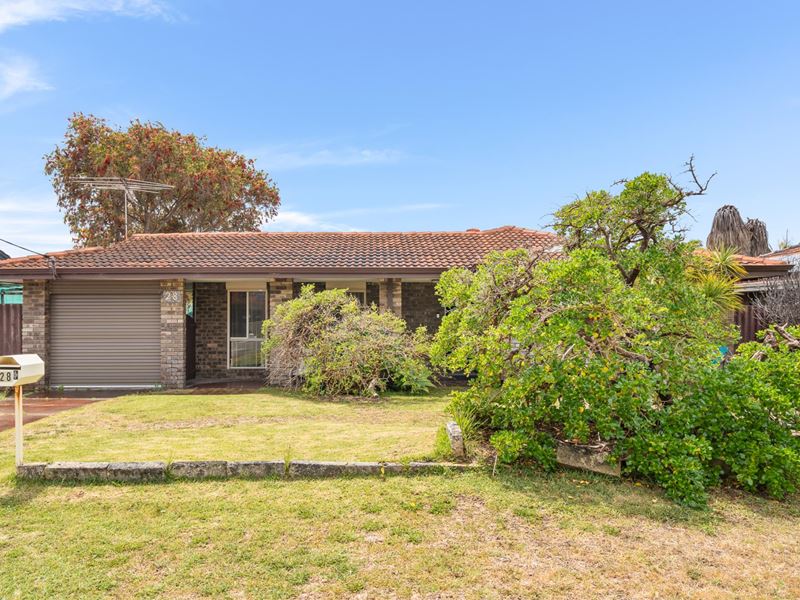 28 Kurrawa Street, Hillman WA 6168