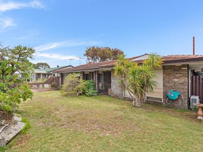 28 Kurrawa Street, Hillman WA 6168
