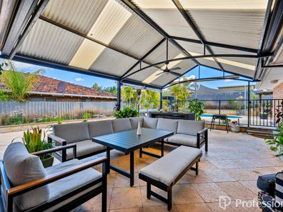 34 Ela Street, Leeming WA 6149