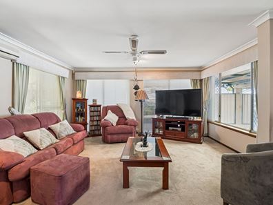 19 Hannah Court, Duncraig WA 6023