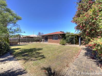 27 Pyrus Way, Forrestfield WA 6058