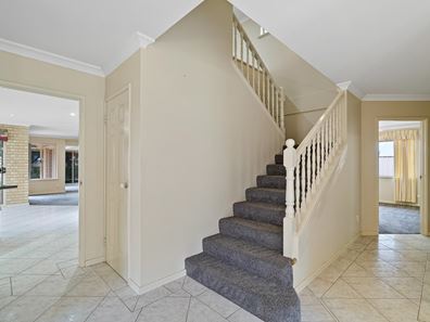 14 Monroe Retreat, Meadow Springs WA 6210