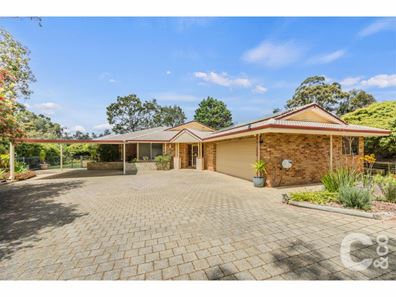 11 Weaver Lane, Wellard WA 6170