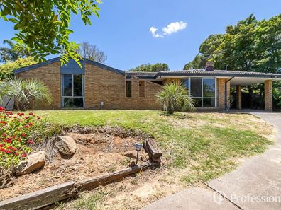 11 Coolabah Dr, Mount Nasura WA 6112