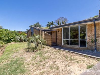 11 Coolabah Dr, Mount Nasura WA 6112