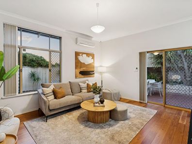 2/108 Todd Avenue, Como WA 6152