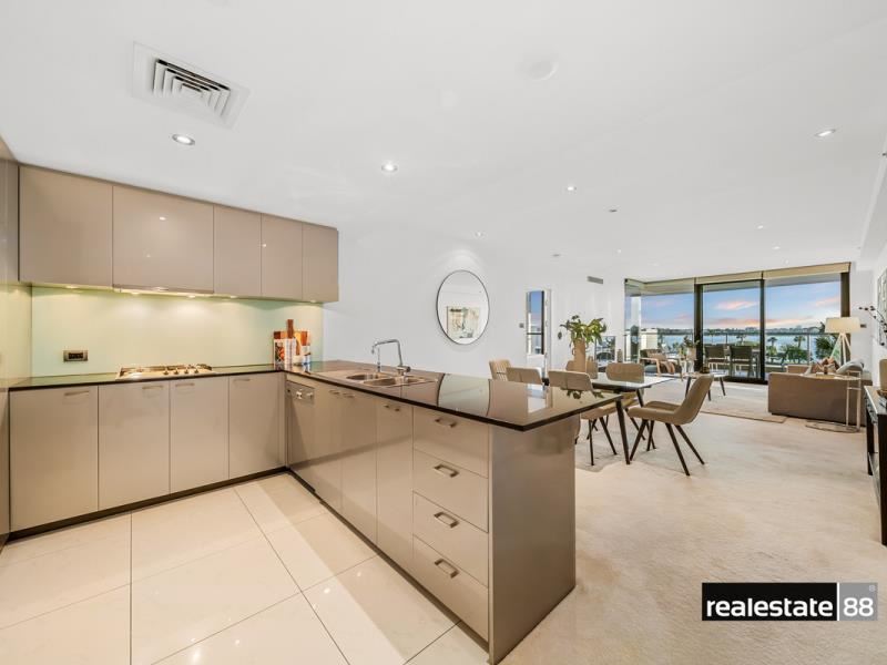15/98 Terrace Road, East Perth