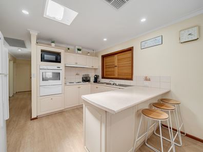 95 Wilfred Road, Thornlie WA 6108