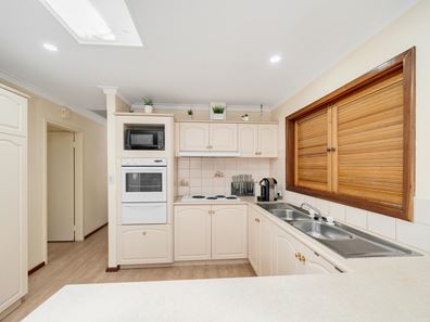 95 Wilfred Road, Thornlie WA 6108
