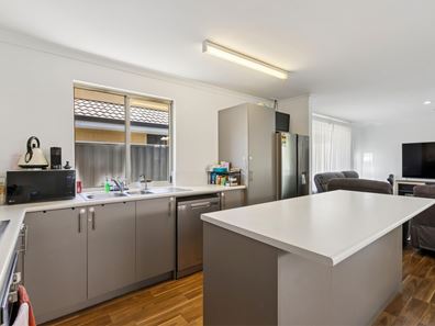 58 Tapioca Drive, Aveley WA 6069