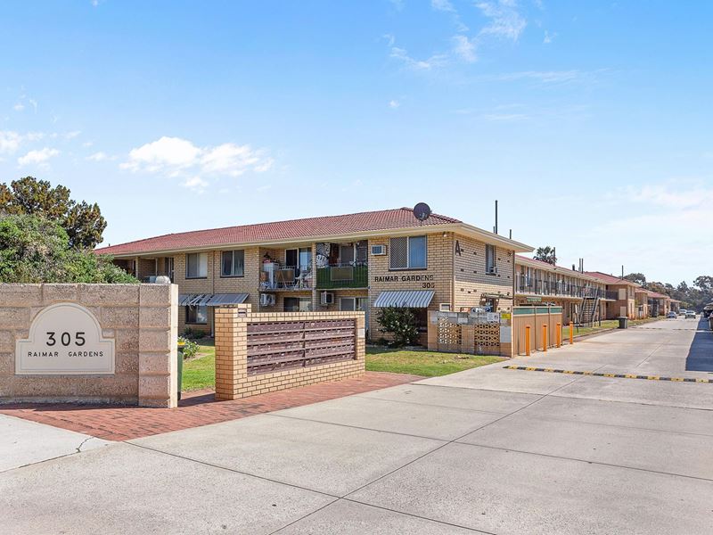 26C/305 Harborne  Street, Glendalough WA 6016