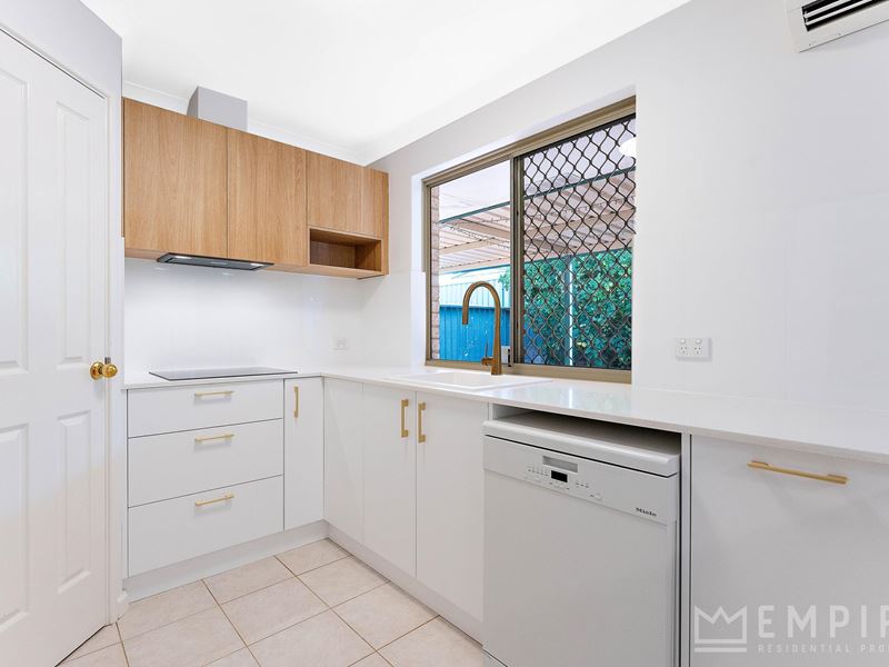 73B Shepherd Street, Beaconsfield WA 6162