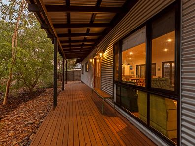 10 Parris Way, Bilingurr WA 6725