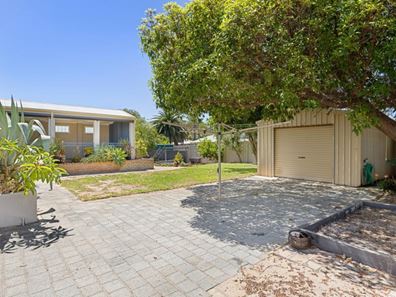5 Jannali Way, San Remo WA 6210