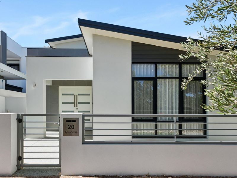 20 Alkoomie Terrace, City Beach
