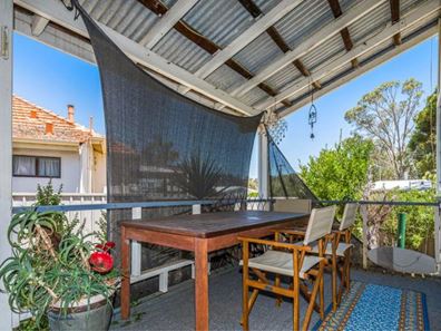 4B Butler Court, Guilderton WA 6041